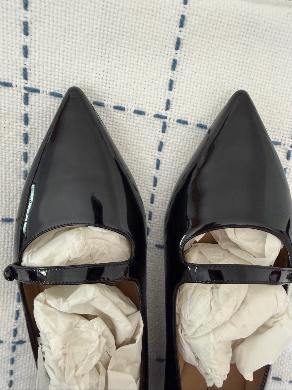 NWOT Tamara Mellon Black Patent Leather Pointed-Toe Mary Jane Flats - Picture 4 of 7